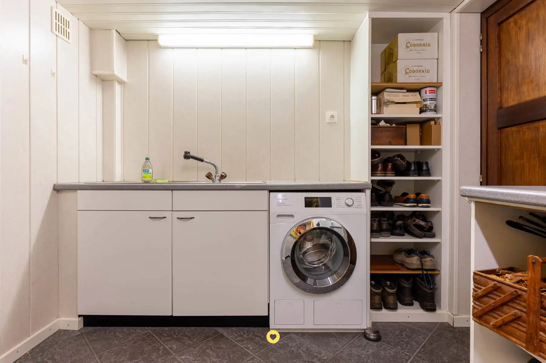 Verzorgde bel-etage met 3 slk, zuid tuin en extra garage foto 16