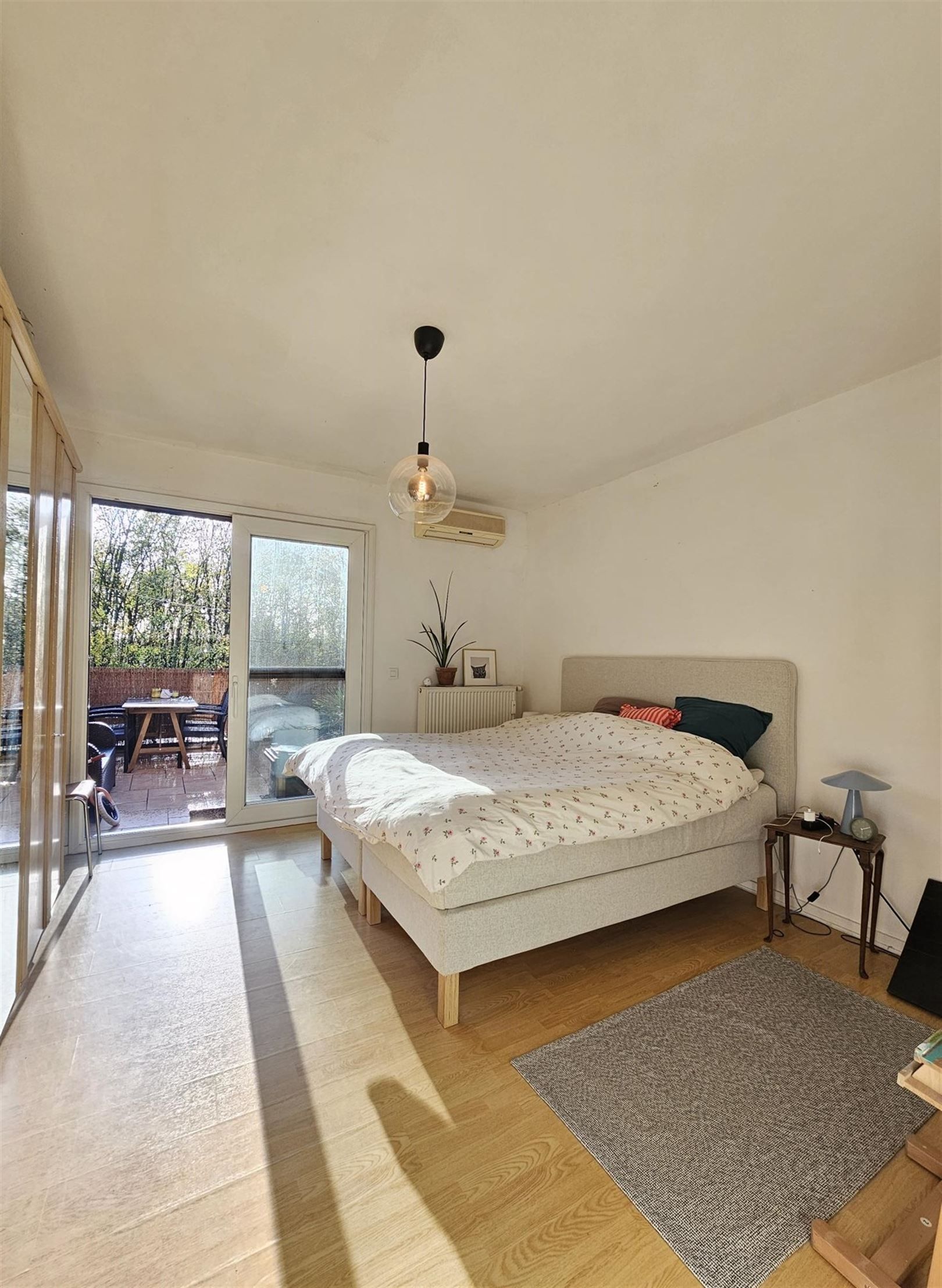 Instapklaar appartement met ruim terras vlakbij het centrum. foto 8