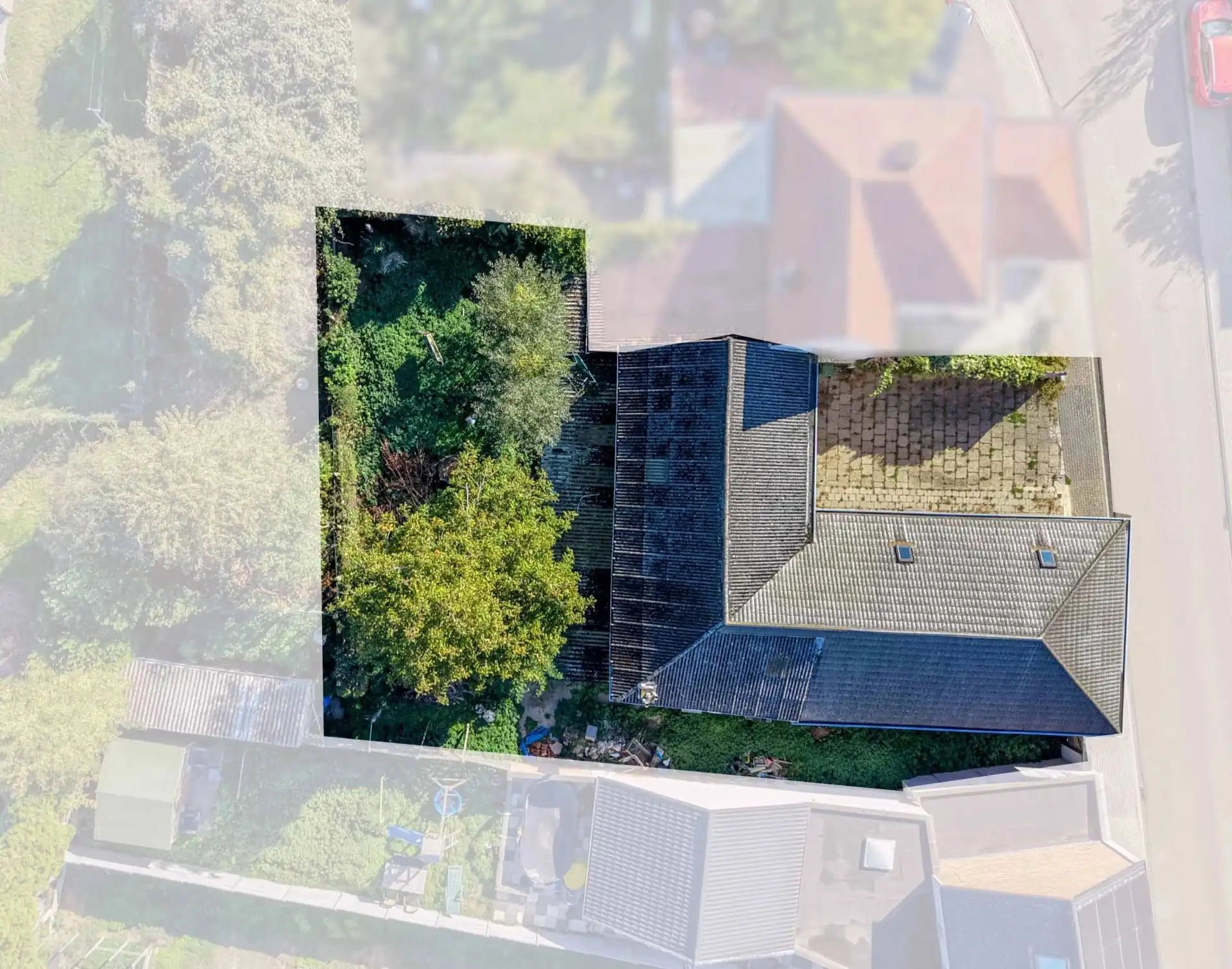 Renovatieproject met rustige ligging foto 2