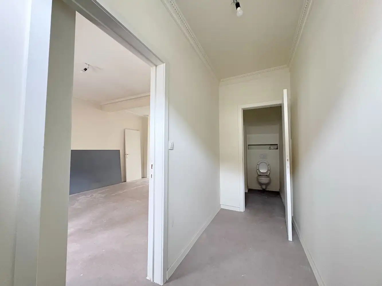 Gezellige, lichtrijke woning met drie slaapkamers foto 2