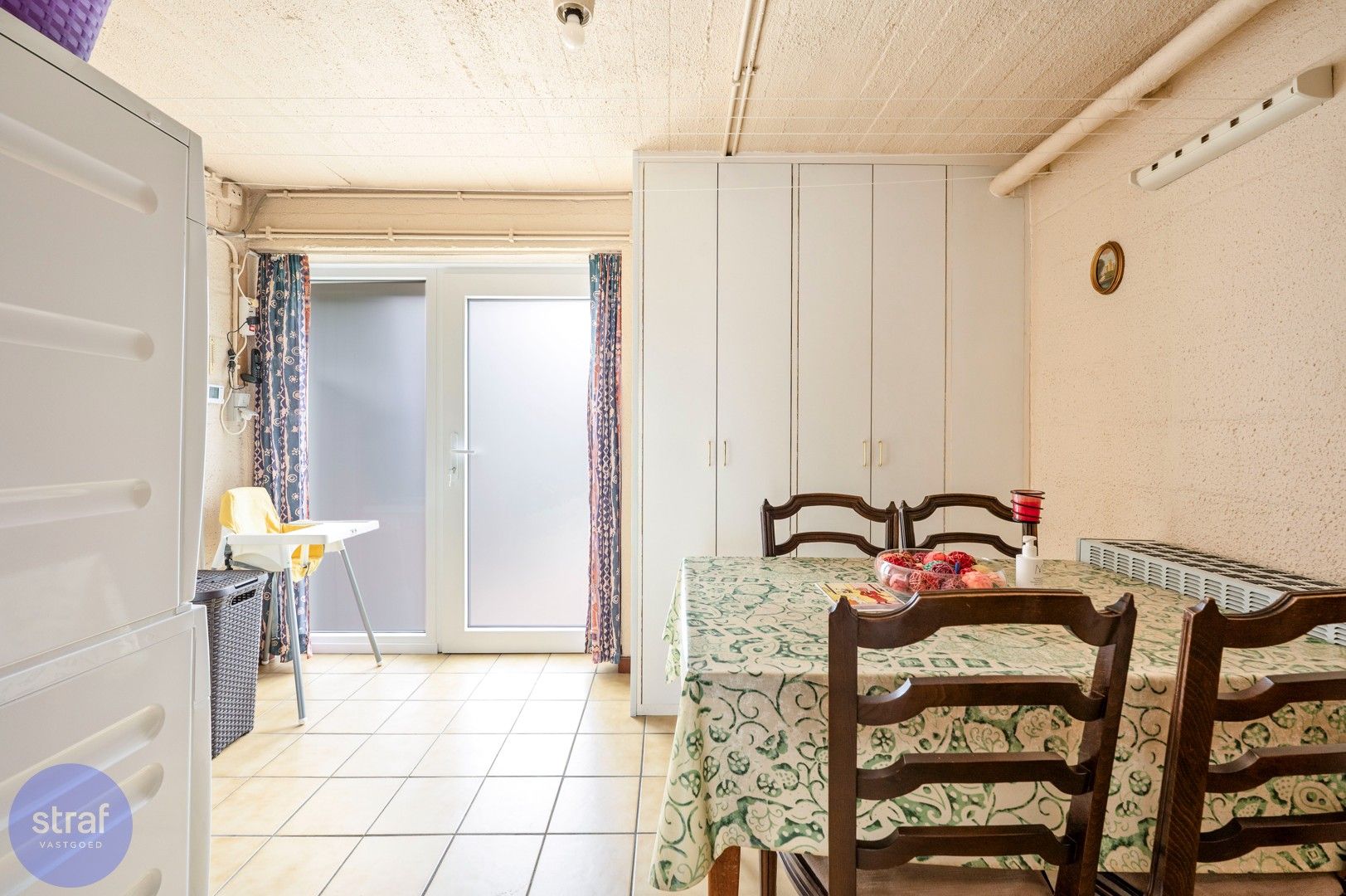 Bel-etage met drie ruime slaapkamers en een gezellige tuin foto 15