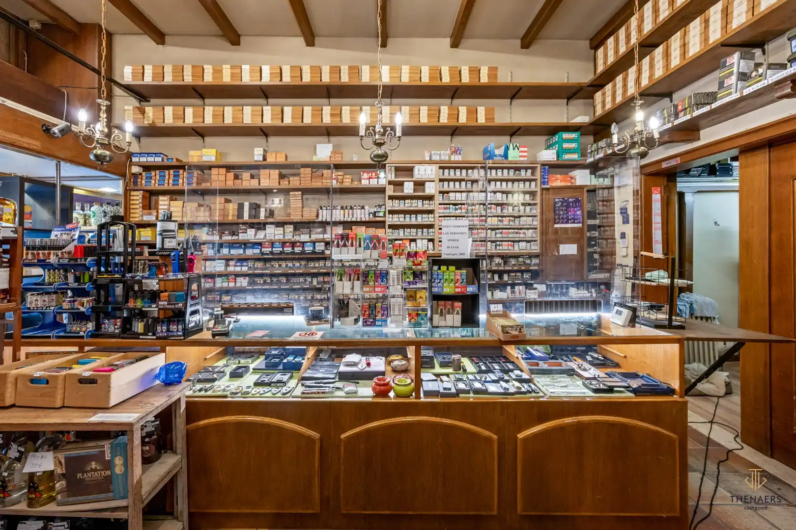 Authentiek handelspand in het centrum. foto 4