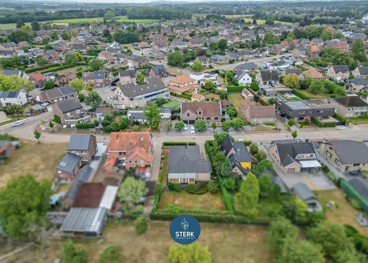 GELIJKVLOERSE WONING MET VEEL POTENTIEEL OP EEN RUSTIGE LOCATIE TE REKEM !  foto 26