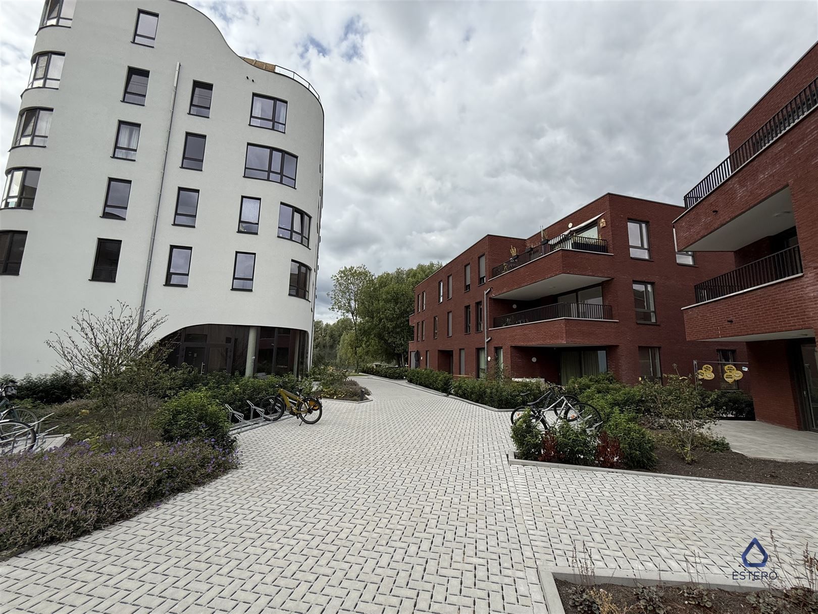 Nieuwbouwappartement met 1 slaapkamer op toplocatie foto {{pictureIndex}}