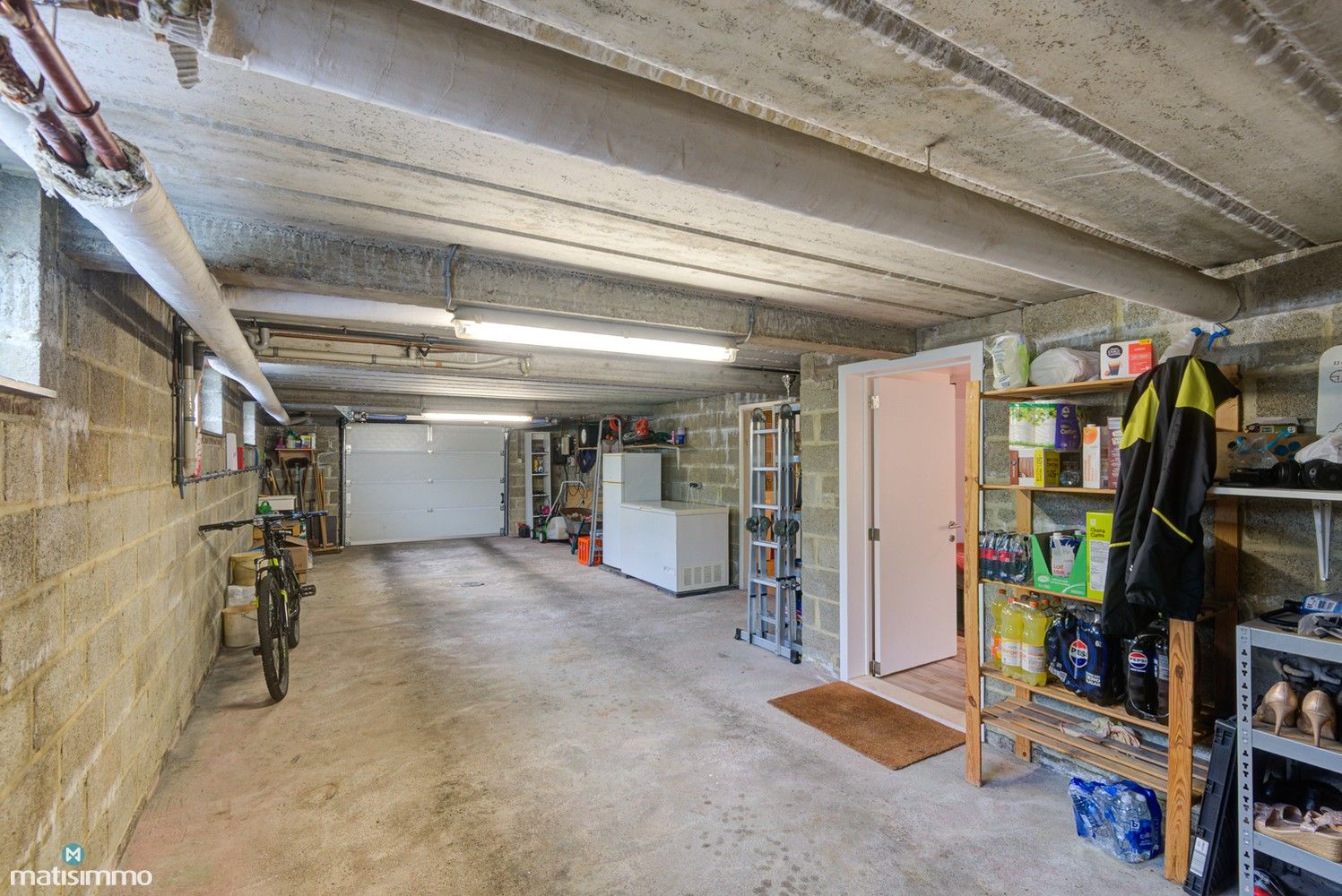 RUIME, GELIJKVLOERSE WONING MET 4 SLAAPKAMERS, INPANDIGE GARAGE EN OMHEINDE TUIN IN ZUTENDAAL foto 30