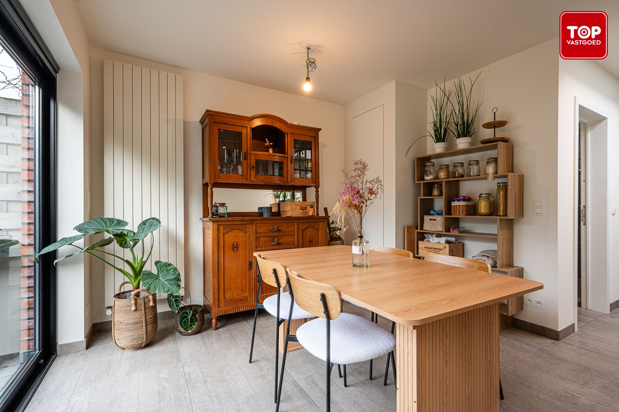 Instapklare woning met 2 slaapkamers en prachtige tuin foto 9