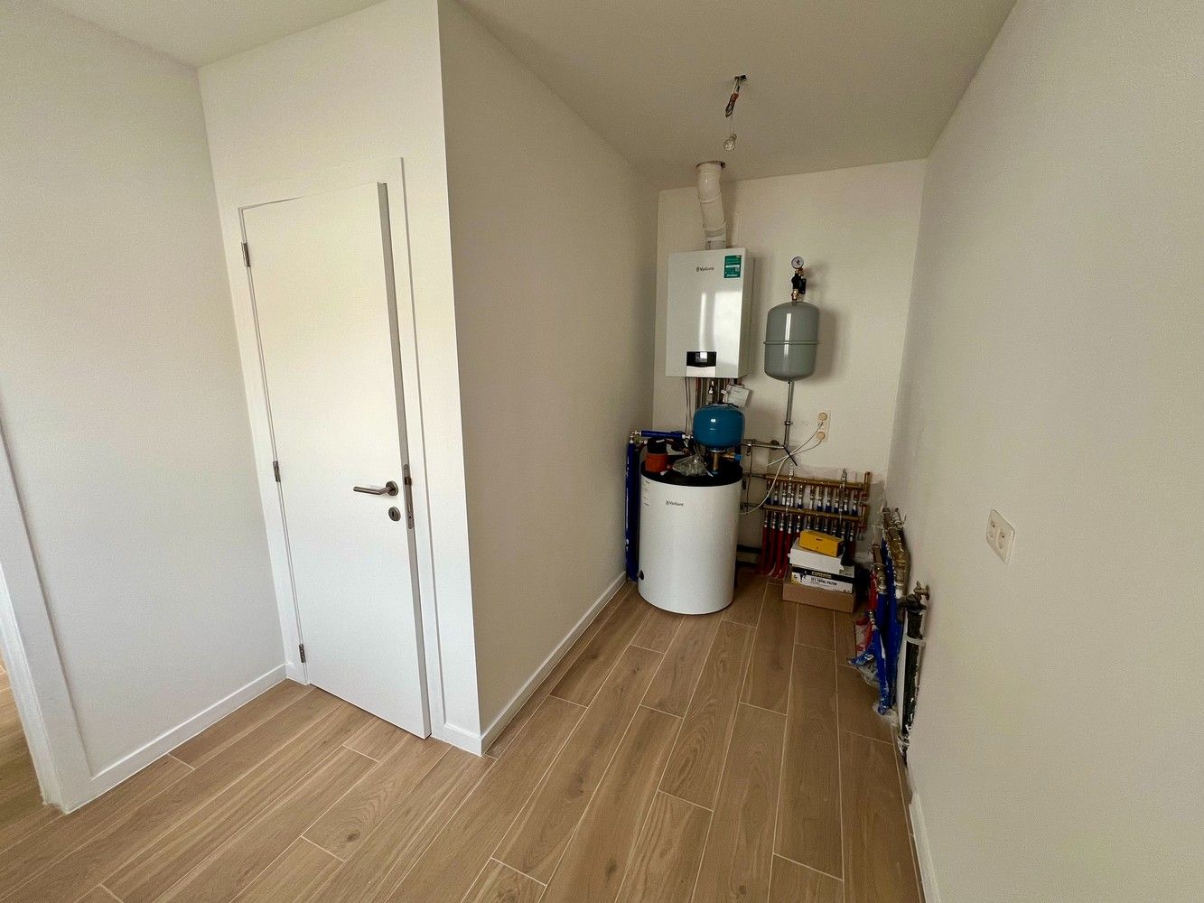 Ruime, gerenoveerde woning met 3 slaapkamers! foto 7