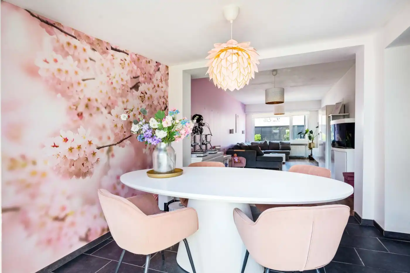 Top gelegen, gerenoveerde woning met 4 à 5 slpk. en zuid-tuin foto 7