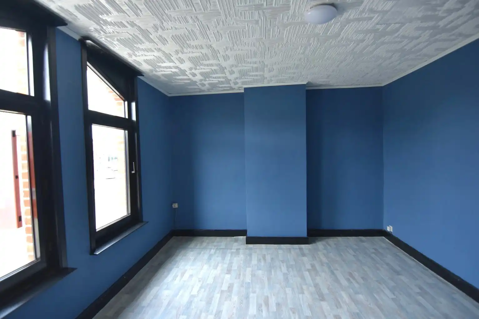 Te renoveren rijwoning met goeie ligging foto 19