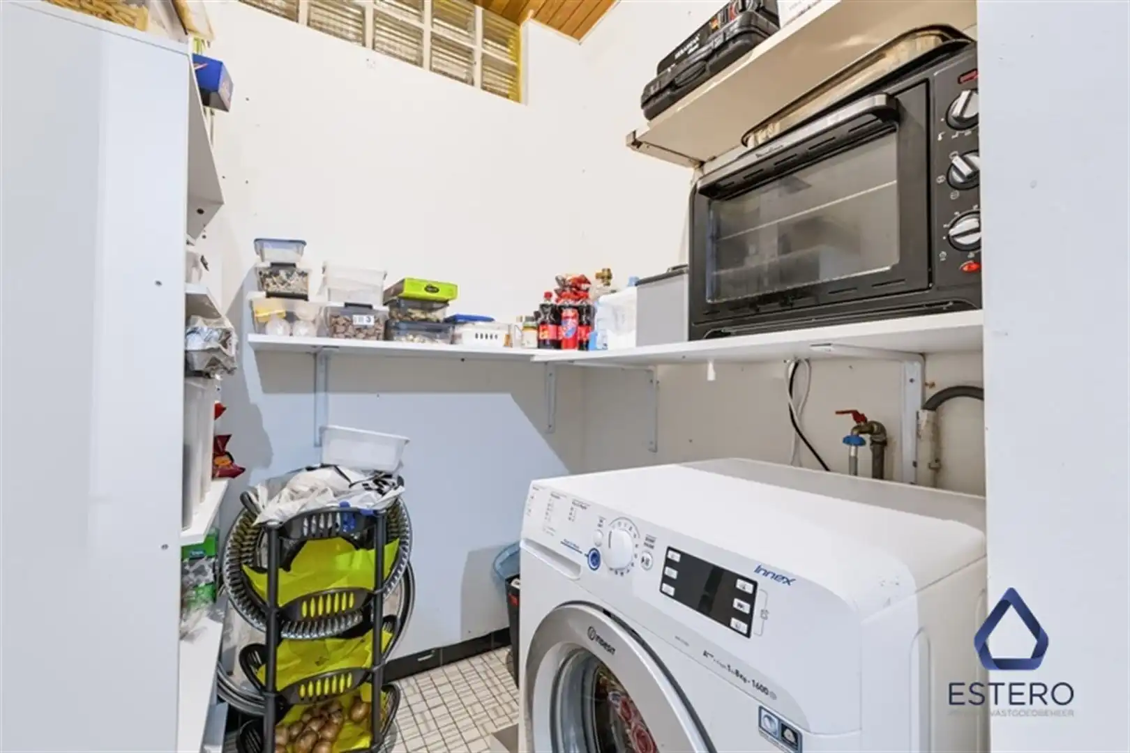 Ruim appartement met garagebox op een toplocatie in Aalst foto 12