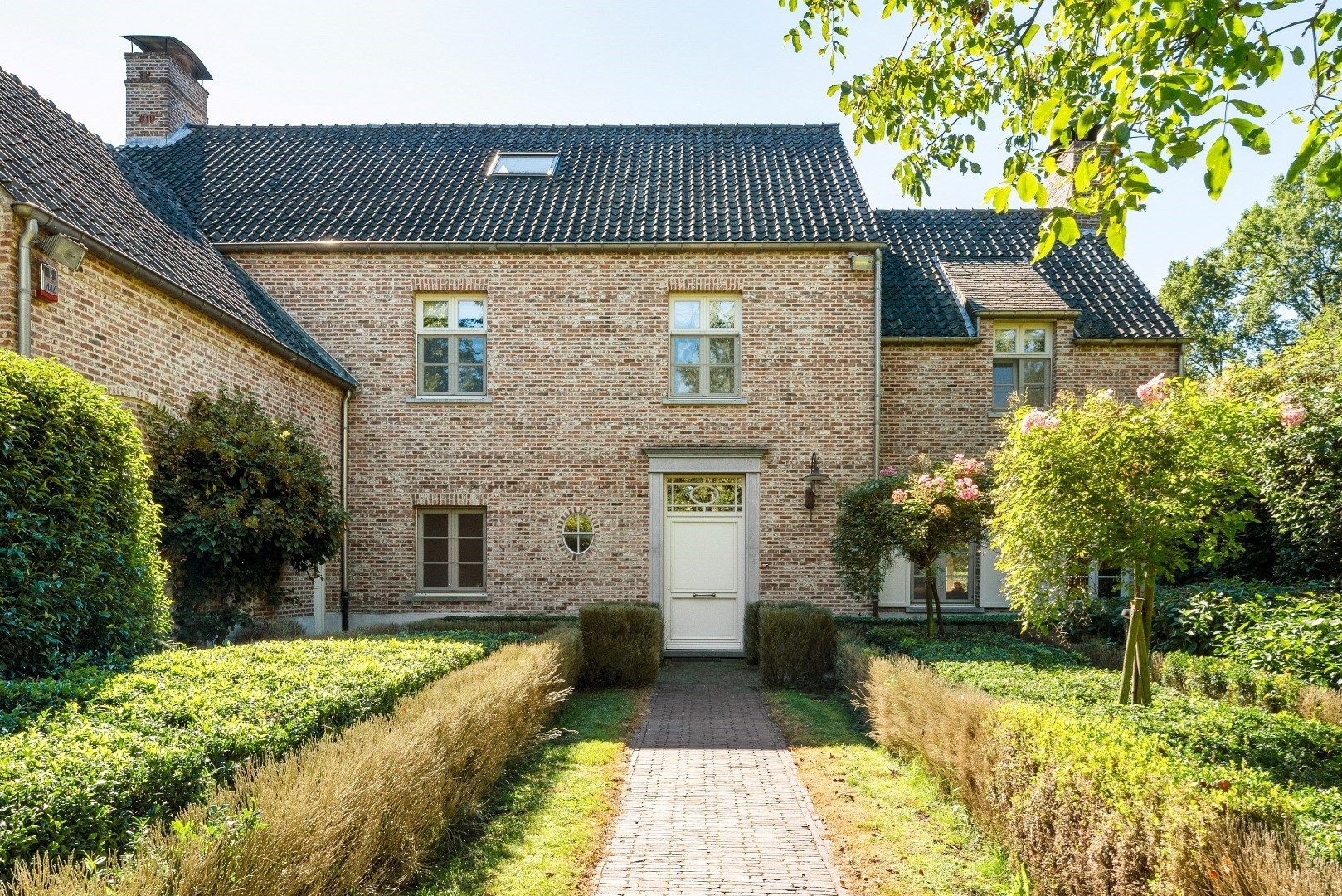 Exclusieve Villa op perceel van 3675 m² een uitzonderlijk rustige ligging foto 30