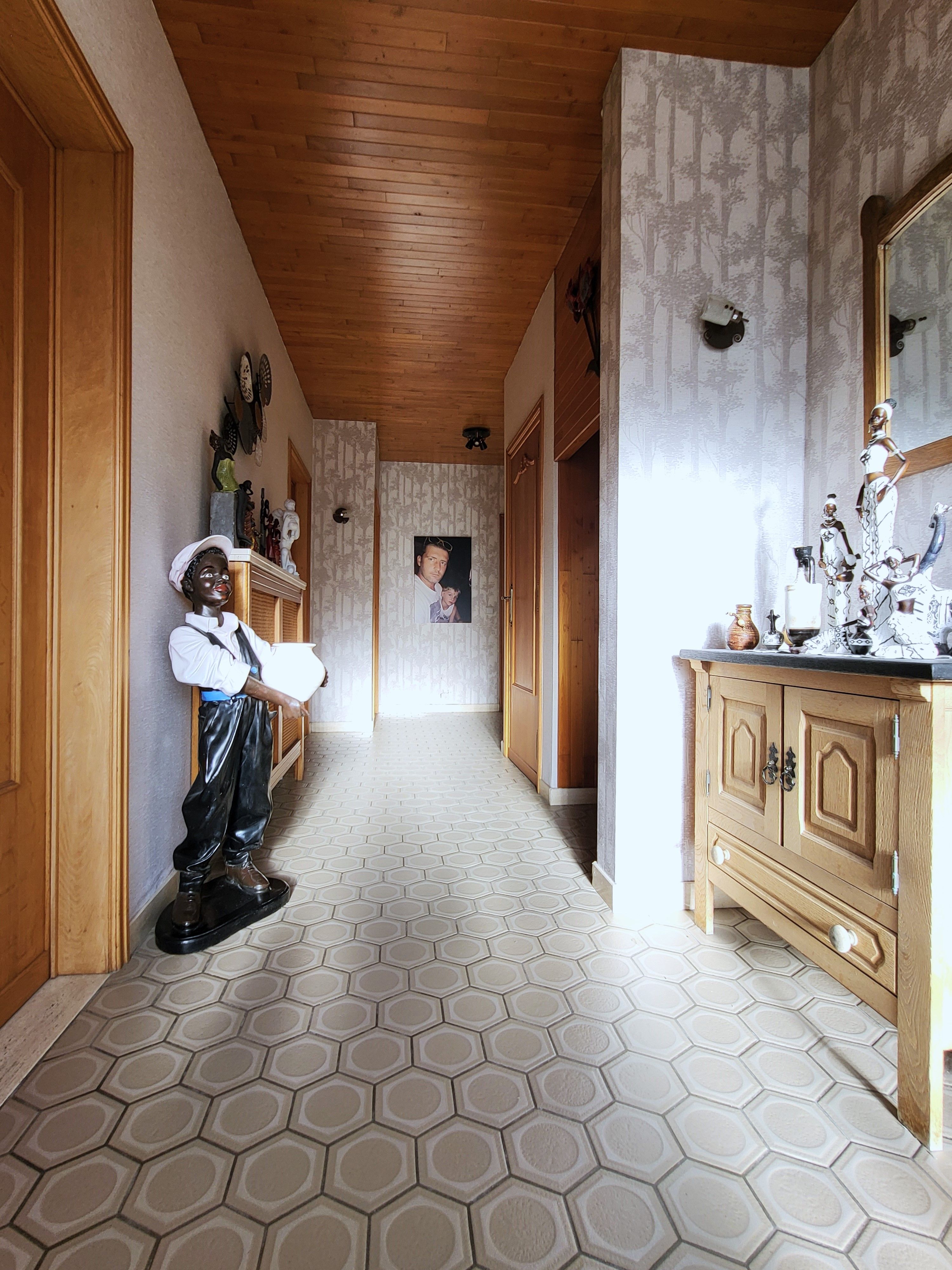 Instapklare villa op een perceel van 648 m² met dubbele garage, veranda en tuin.  foto 11