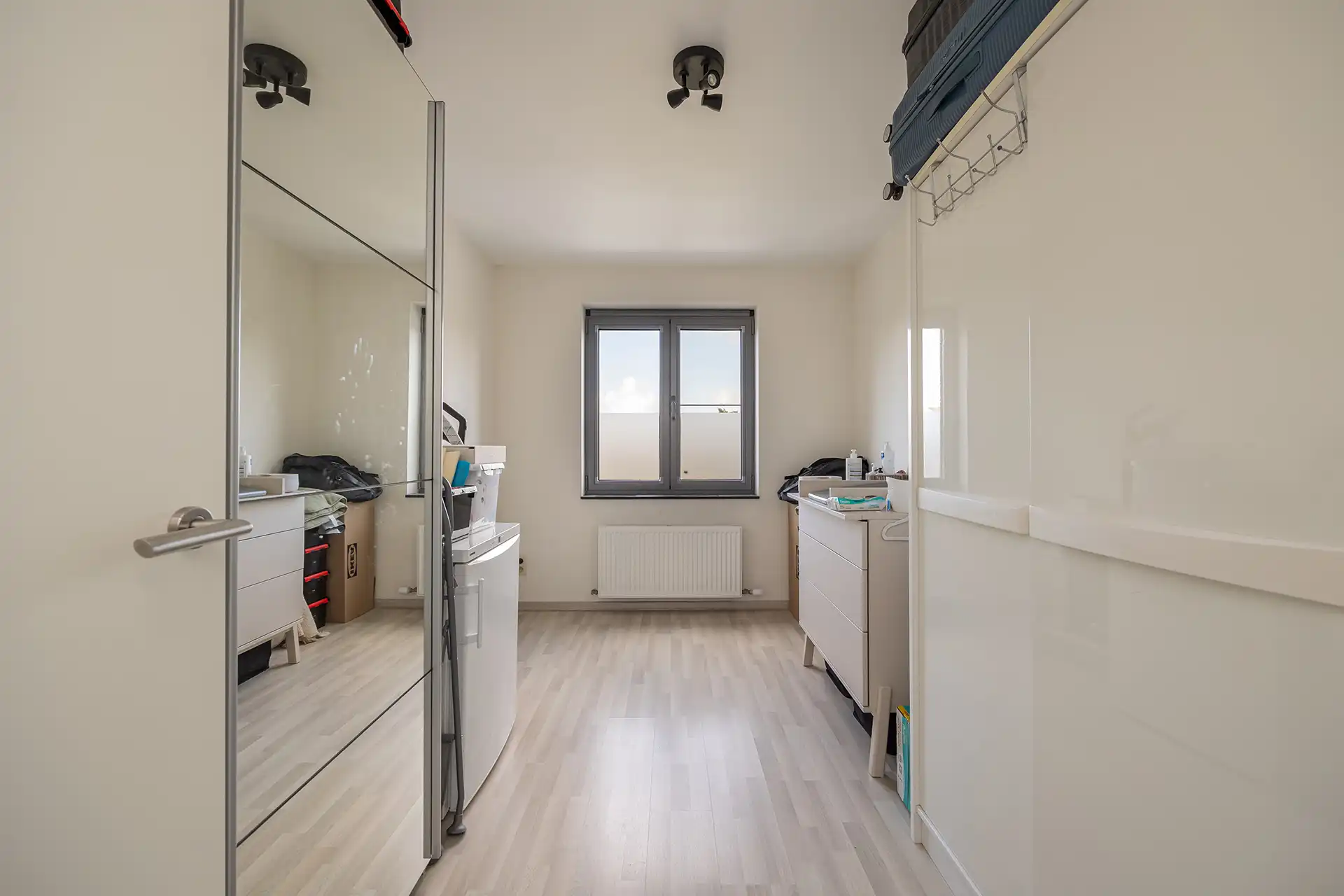 Duplexapp. met terras,  2slp + garagebox te huur in Merksem foto 10