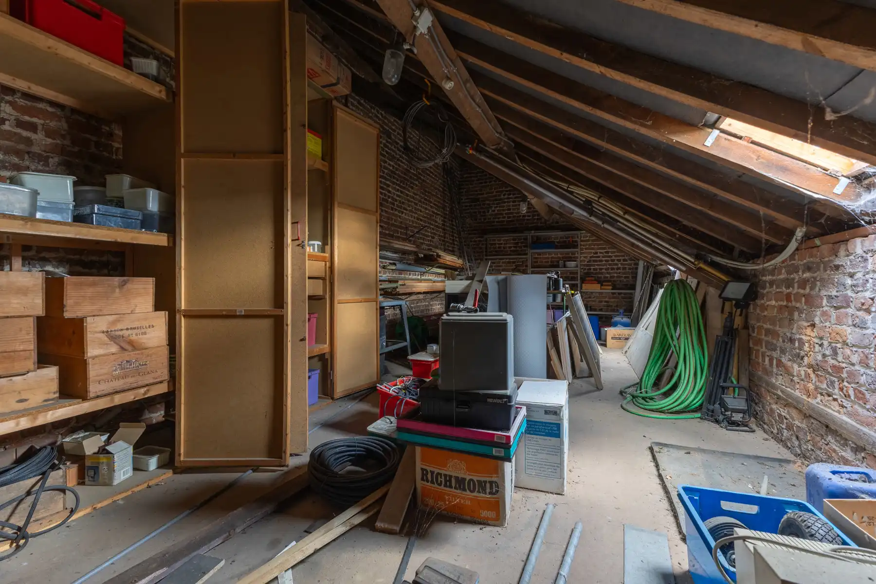 Woning en inrichtbare zolder (1à3 slaapkamers) foto 17