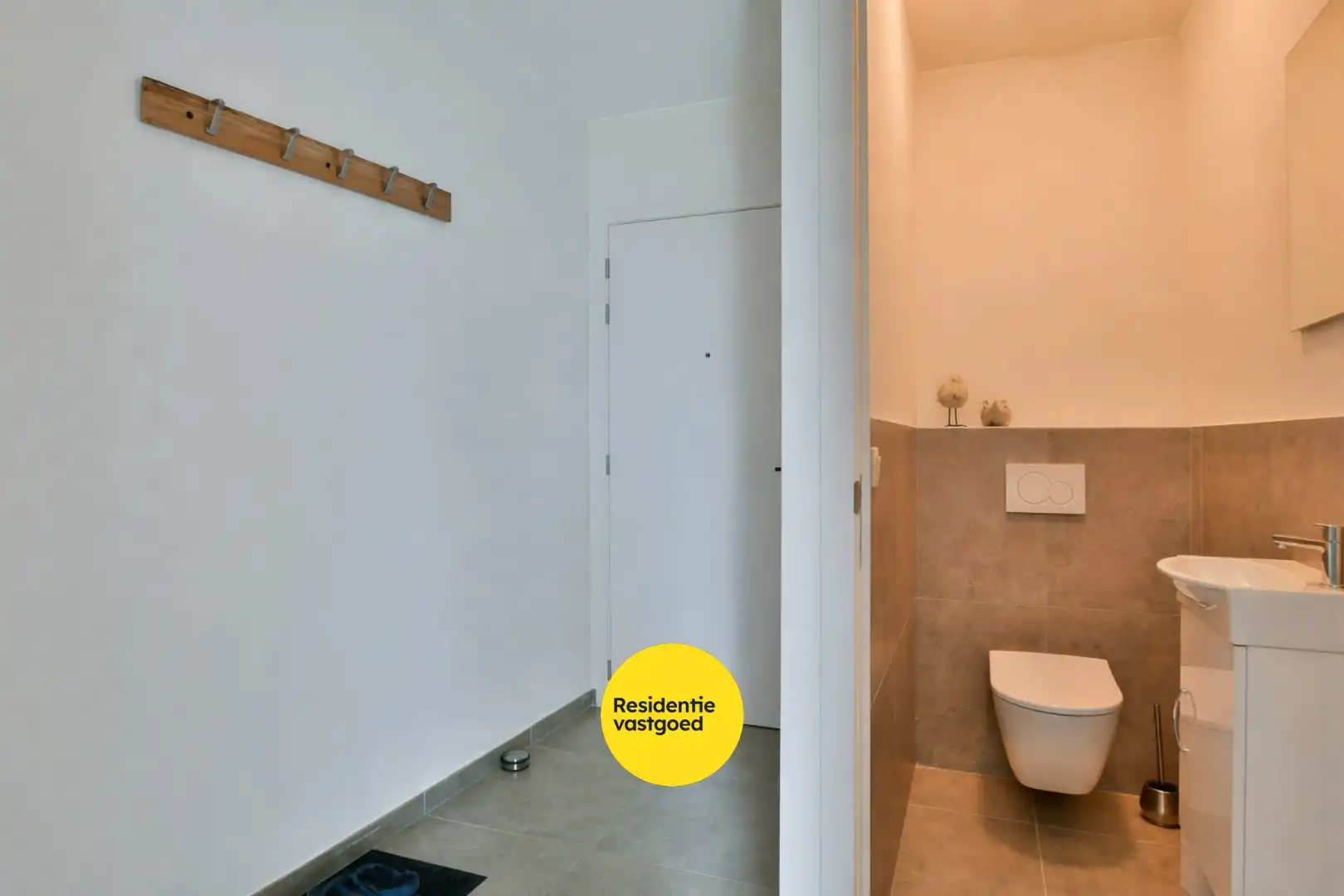 Gelijkvloers nieuwbouwapp met 2 slpks, tuin en garage te Brugge foto 11