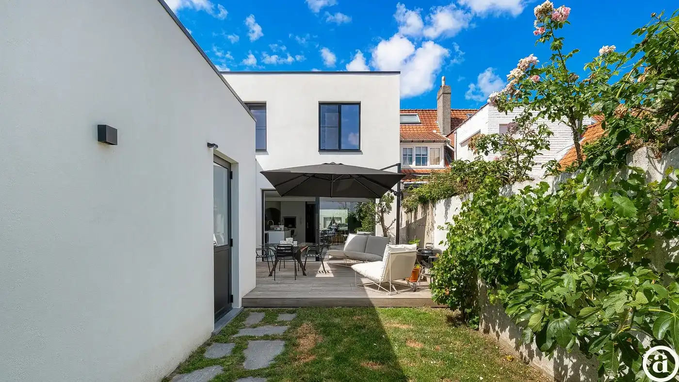 Gerenoveerd huis in Oud Knokke, nabij winkels & Groentenmarkt foto 3
