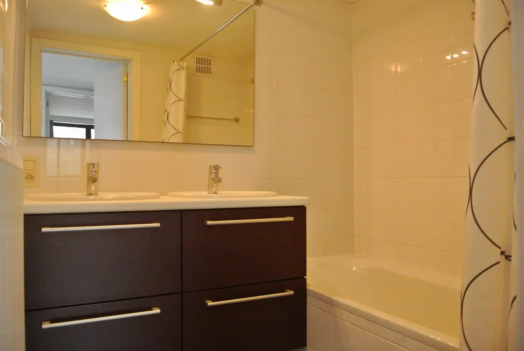 Appartement te huur foto 7