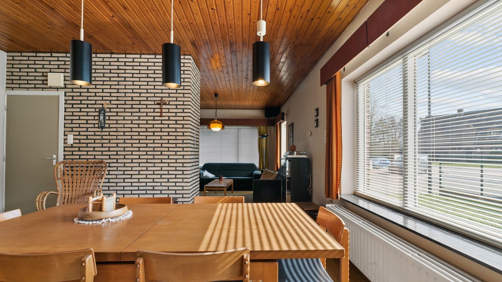 Te renoveren half-open woning met 3 slpks op een perceel van 20a 75ca vlakbij de Nederlandse grens foto 8