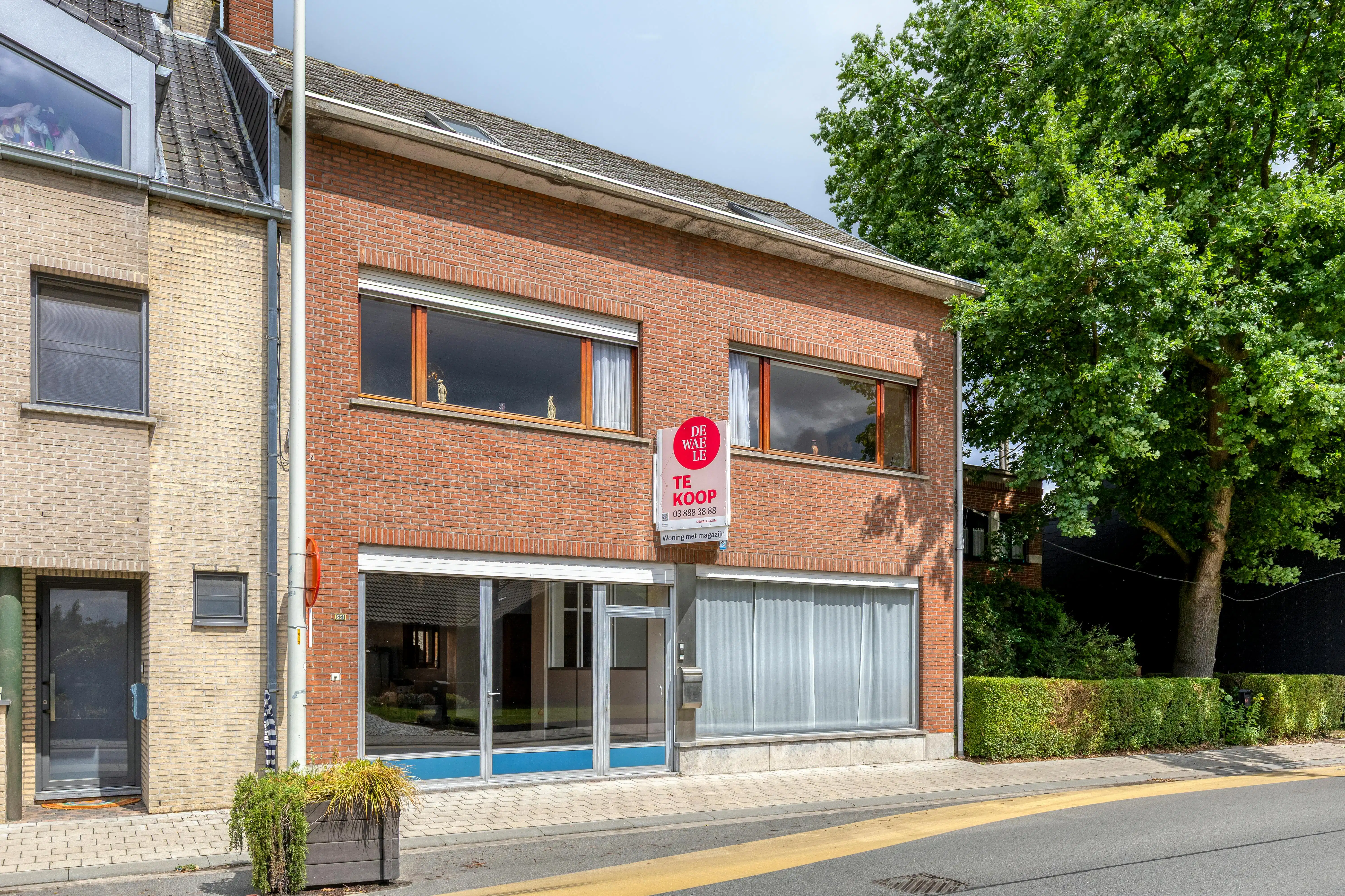 Huis met magazijn te koop in Boom    foto 2