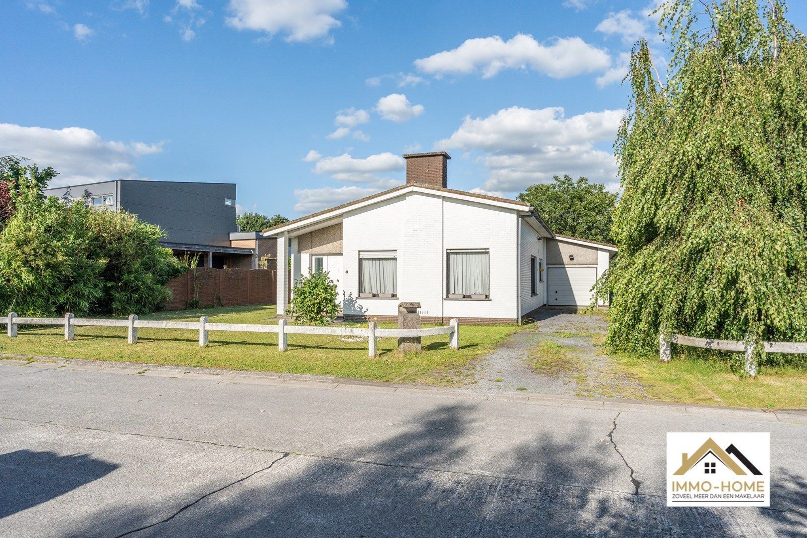 Bungalow in rustig gelegen mooie buitenwijk te Evergem foto 1