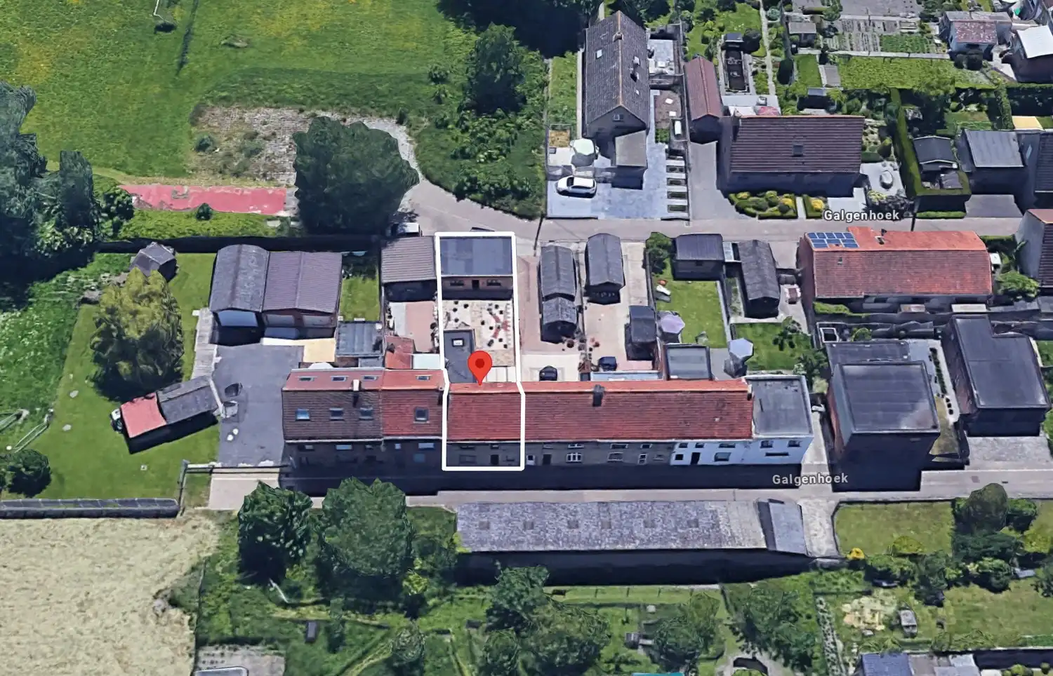 Veurne: Te renoveren stadswoning met heel wat mogelijkheden, 4 à 5 slpks, zonnig tuintje en dubbele garage op 236m² grondopp. foto 21