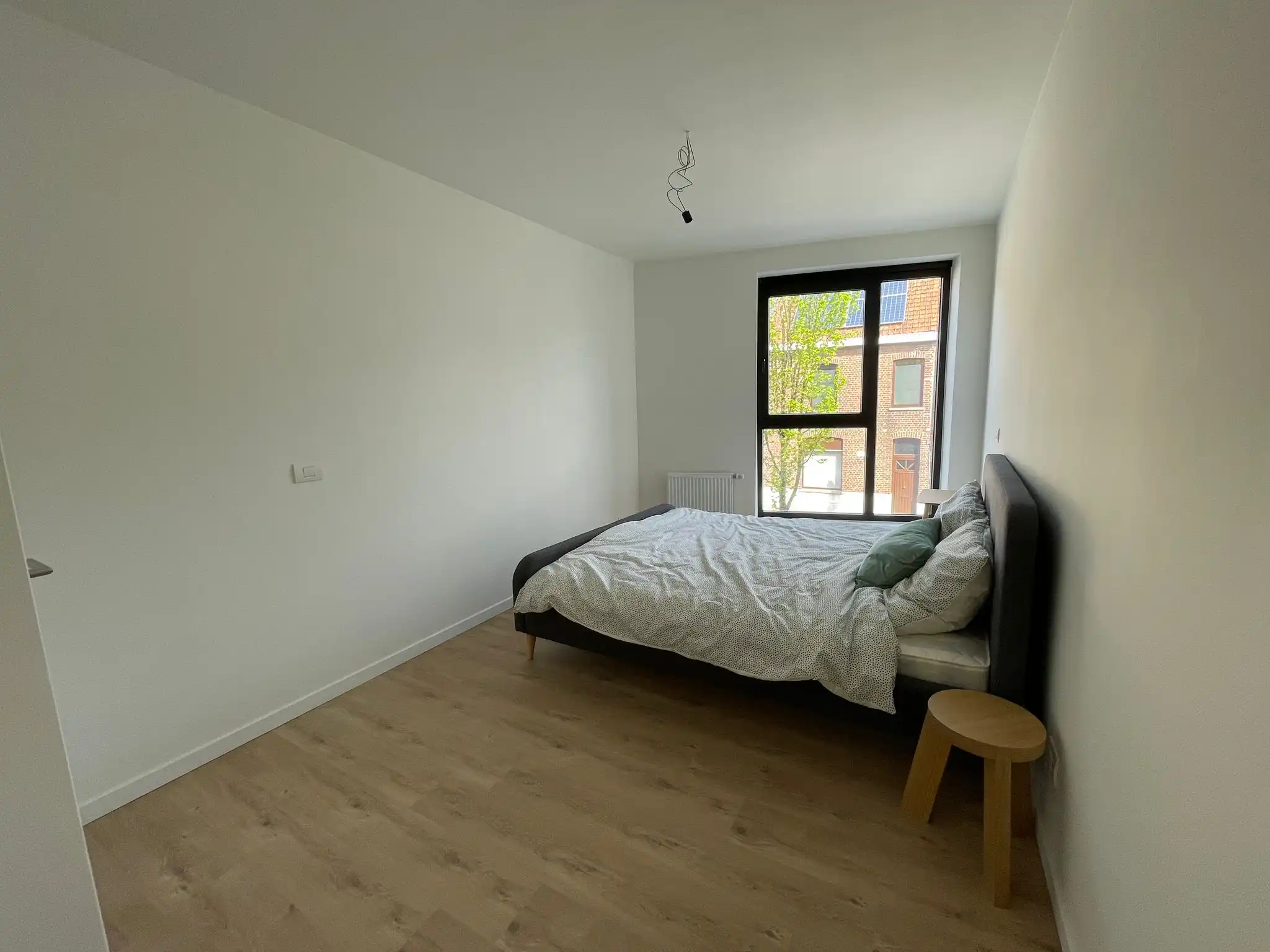 Mooi en recent appartement met 2 slpks. en parkeerplaats foto 9