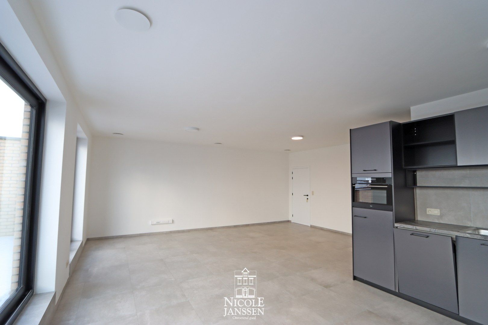 Nieuwbouwappartement met 3 slaapkamers foto 6