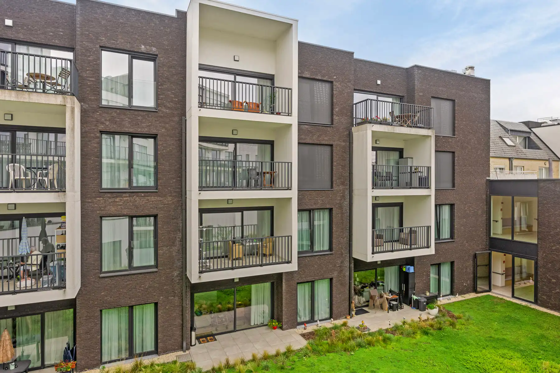 Moderne, nieuwe assistentiewoningen Parkrand foto 34