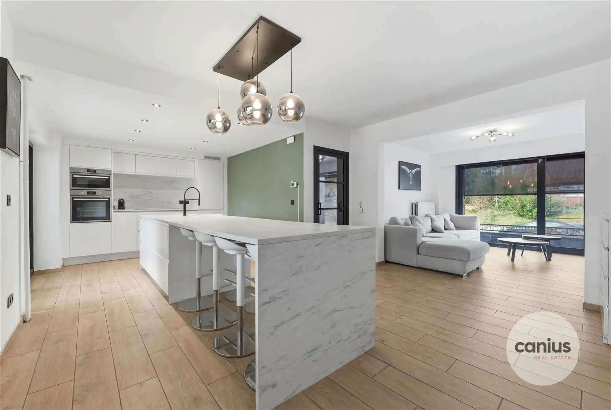 GERENOVEERDE VRIJSTAANDE WONING MET 4 SLAAPKAMERS EN EEN GEZELLIGE TUIN IN WALSHOUTEM foto 9