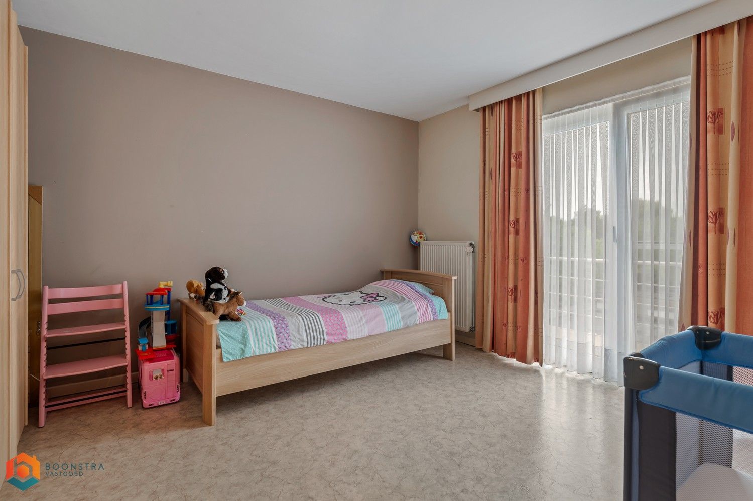 Ruim appartement (124m2) met 2 slpkrs, garage en terras foto 13