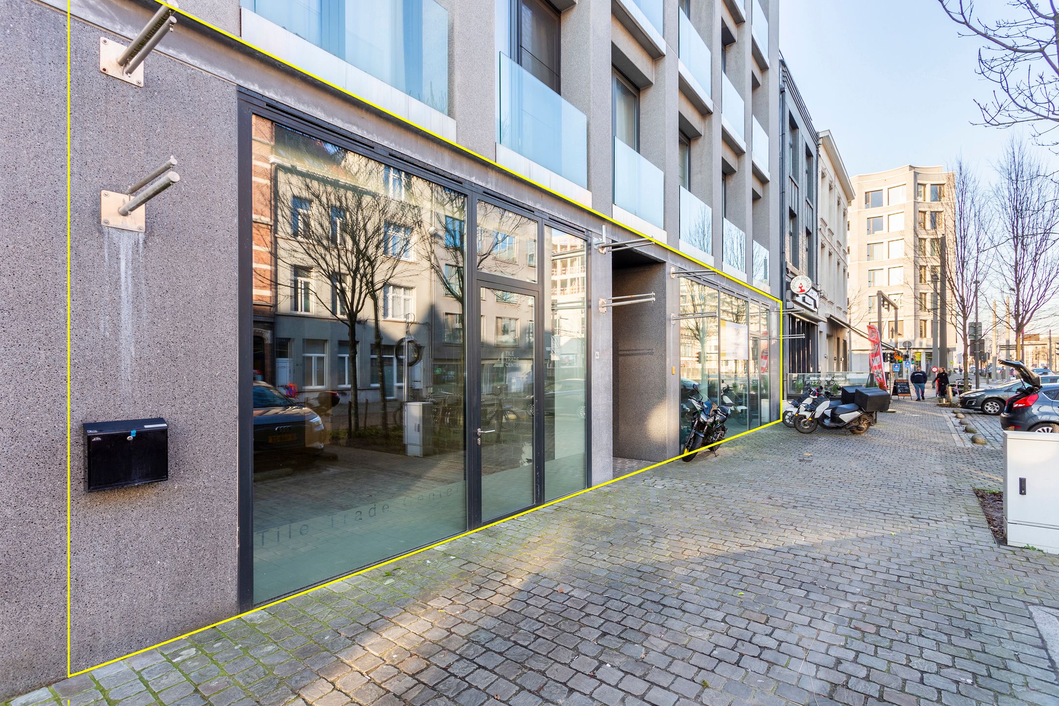 polyvalente handelsruimte van ca 375 m² aan het Willemdok foto 7