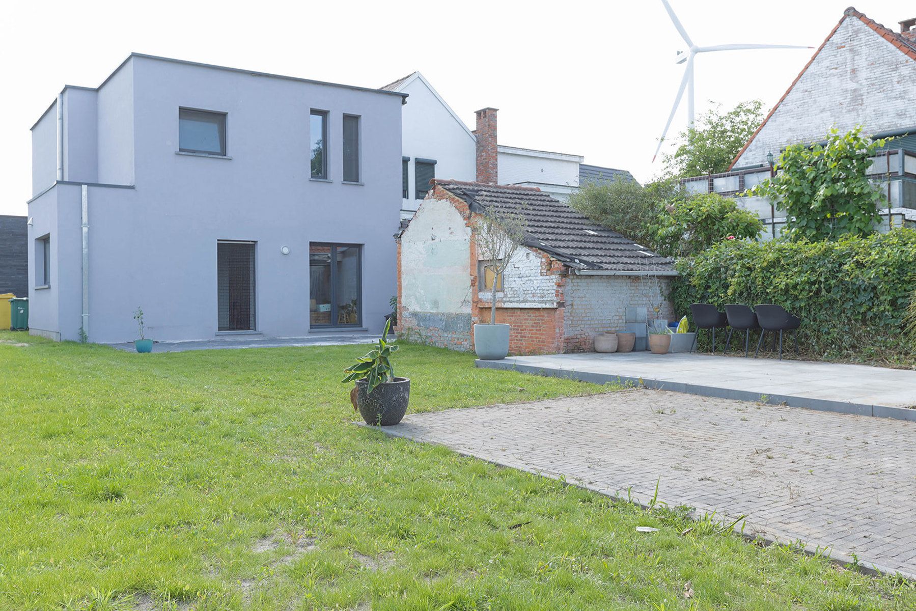Instapklare woning met nieuwe aanbouw, 3 slks. en tuin foto 23