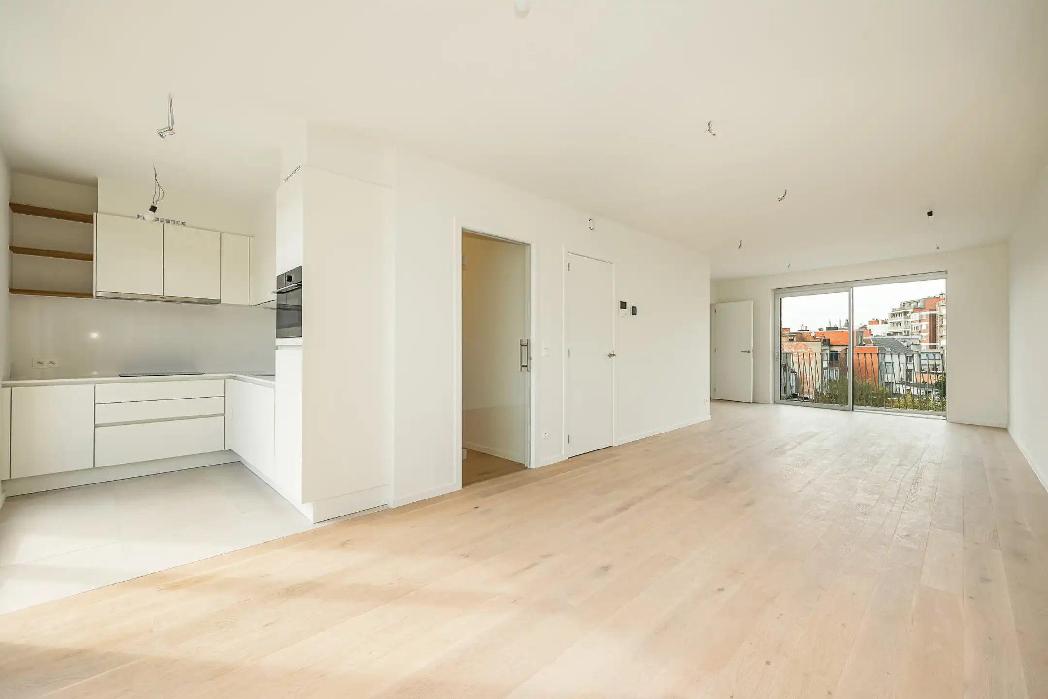 Exclusief nieuwbouwpenthouse met 47 m² terras foto {{pictureIndex}}