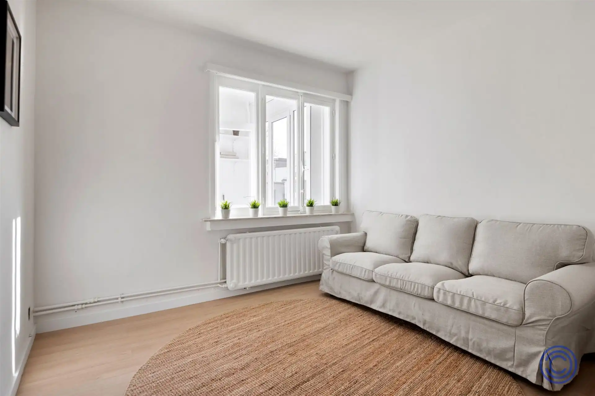 2026 gerenoveerd, instapklaar 3-slpk appartement! foto 7