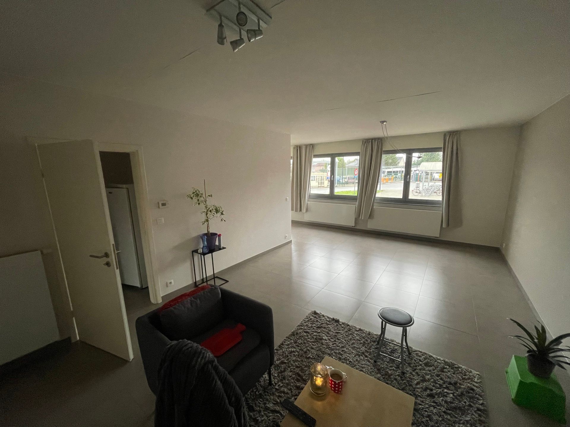 Appartement met twee slaapkamers en centrale ligging te huur foto 3