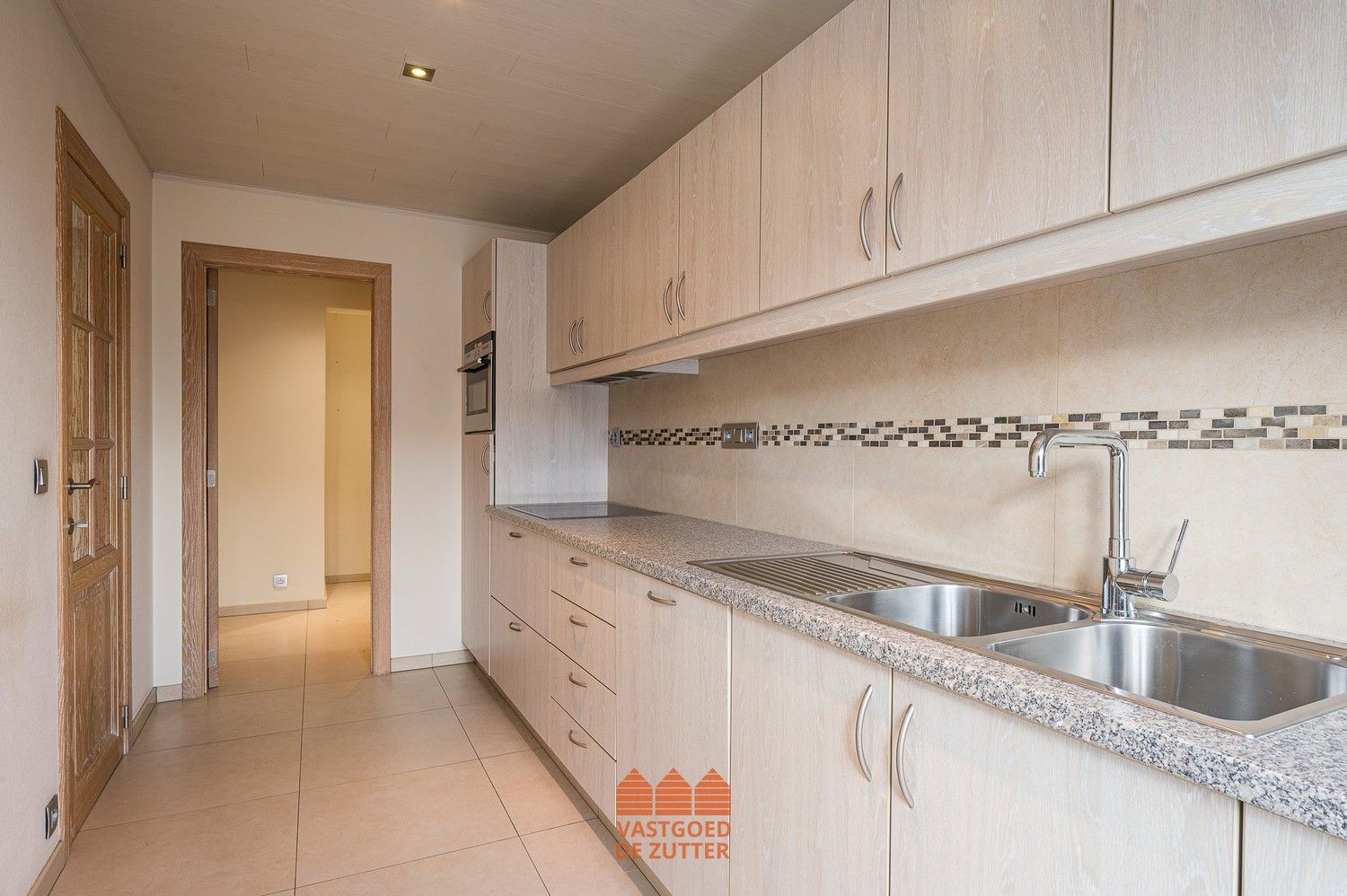 Instapklaar appartement op centrale ligging te Oostende foto 6