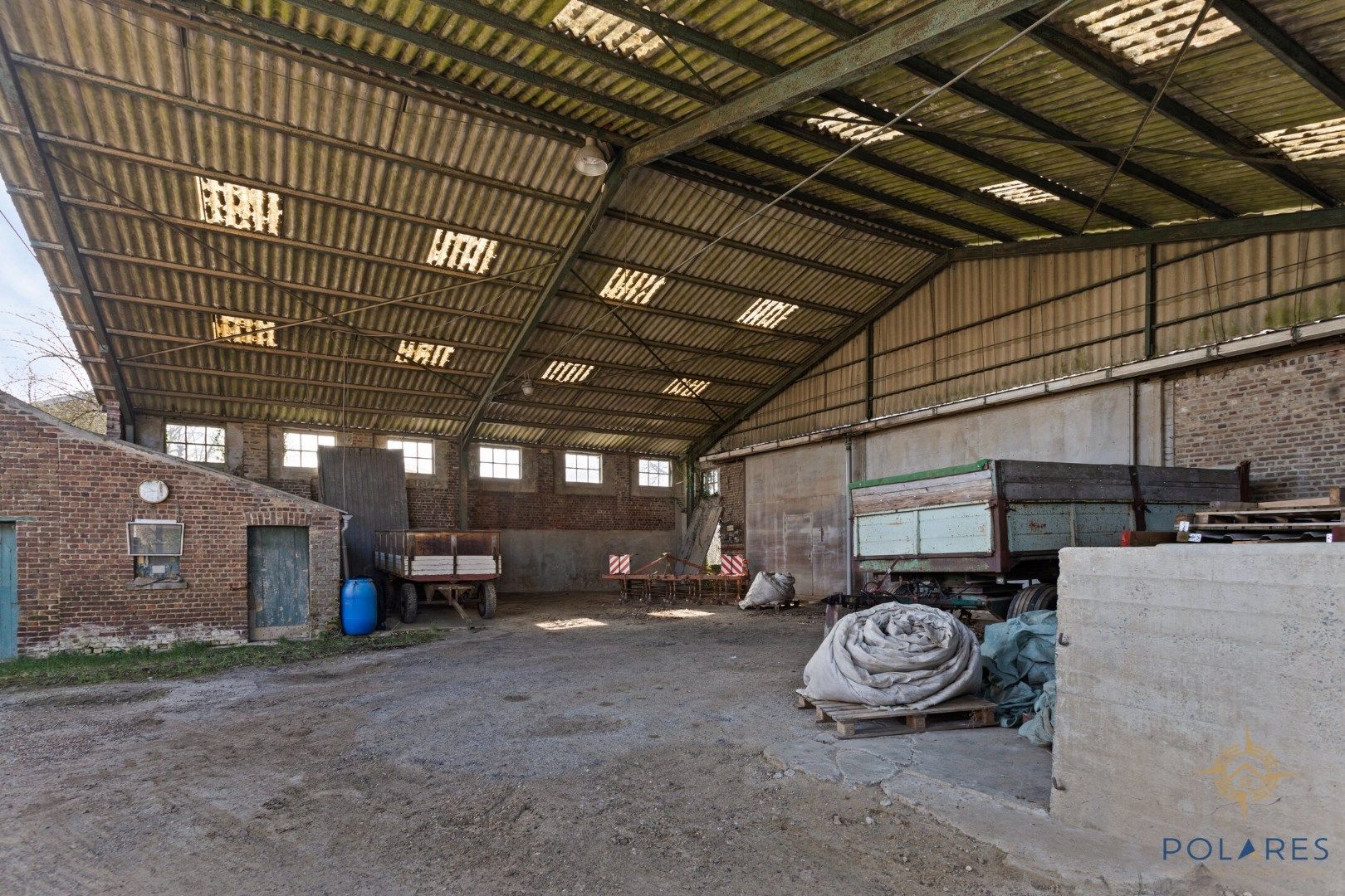 Renovatieproject: woonst met bijgebouwen en loods op 50are foto 6