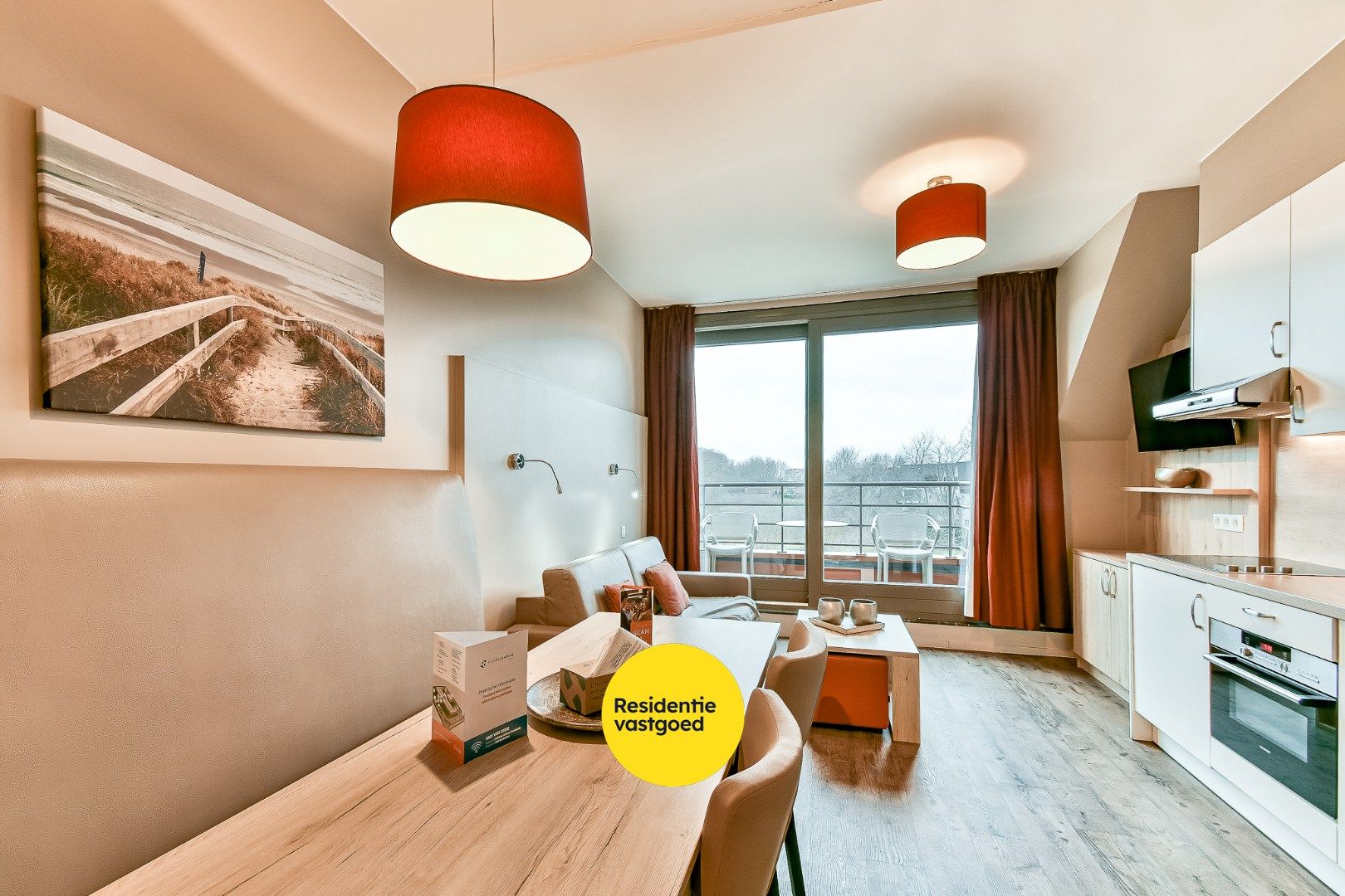 Vernieuwd gemeubeld vakantieappartement foto 3