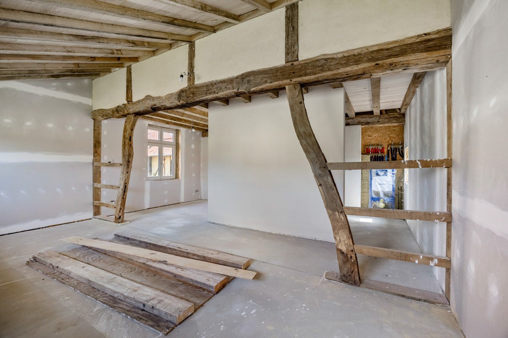 UNIEKE VIERKANTSHOEVE met paardenstallen op 7,34 hectare met vergunning voor zwembad en poolhouse foto 27