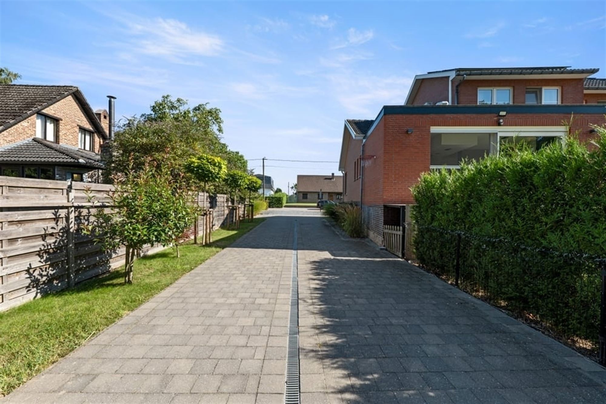 PRACHTIGE GEZINSWONING MET ZWEMBAD EN POOLHOUSE IN SINT-TRUIDEN  foto 40