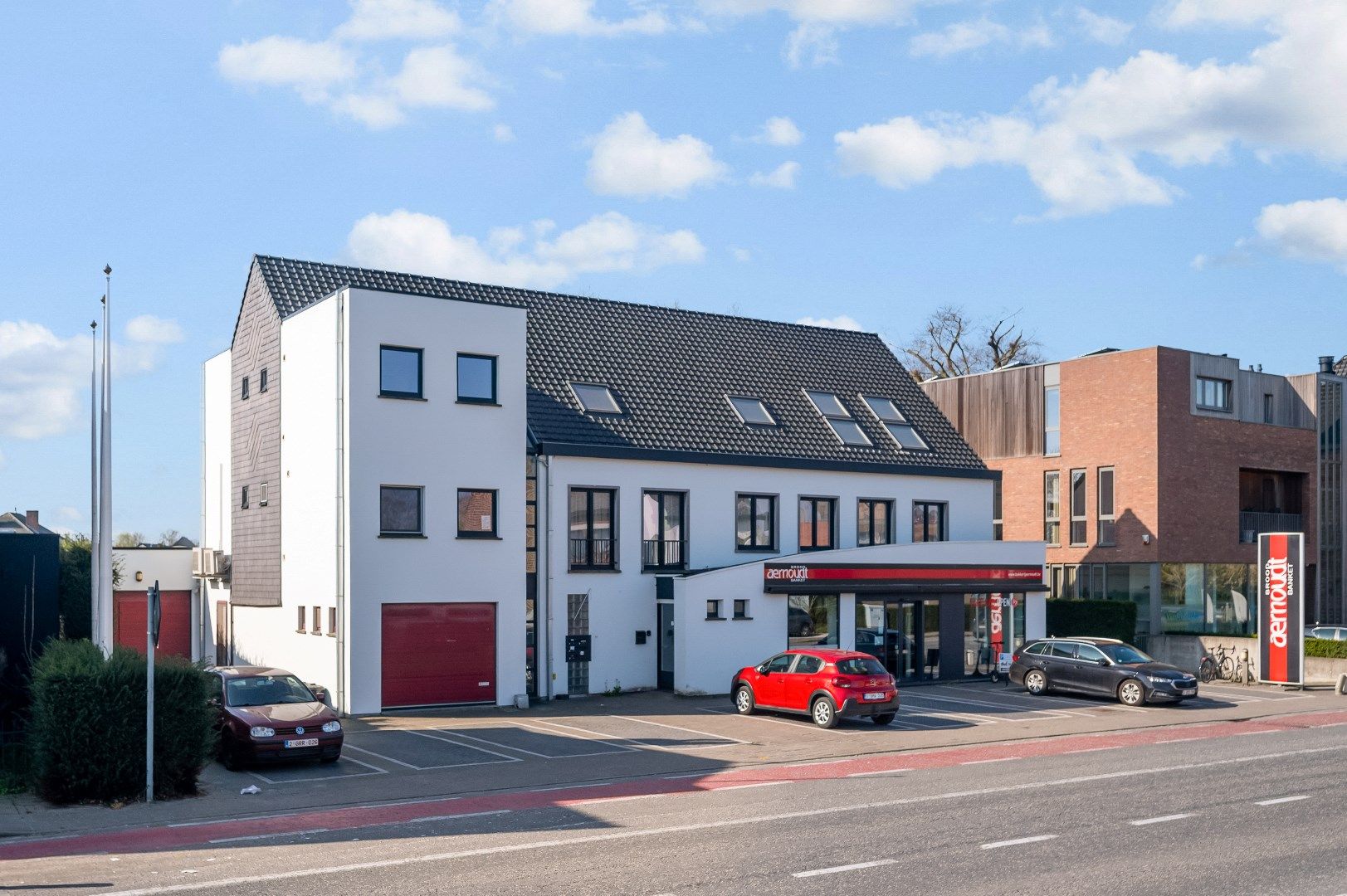 ()=>{if(producerUpdateValueVersion(node),producerAccessed(node),node.value===ERRORED)throw node.error;return node.value} Roombaardstraat 44 - - 9810 Nazareth-De Pinte