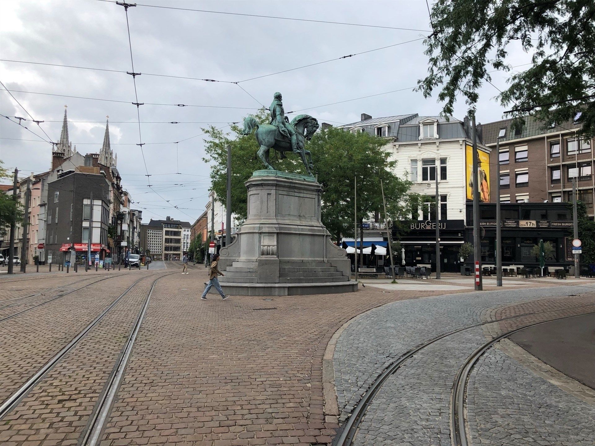 Gezellig appartementje met terras in het centrum! foto 11