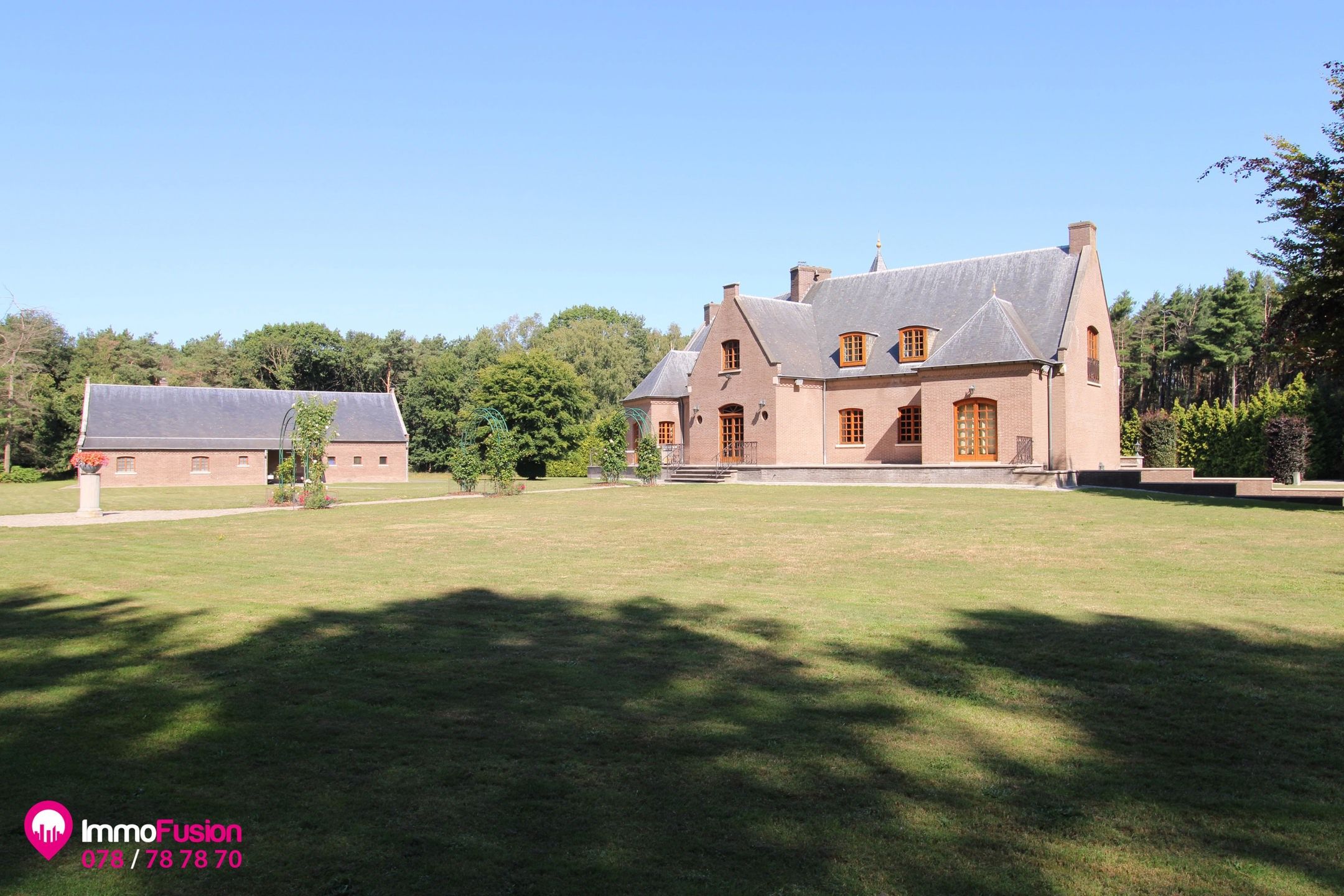 Unieke villa met bijgebouw, op ruim perceel van ca. 8.5 HA! foto 134