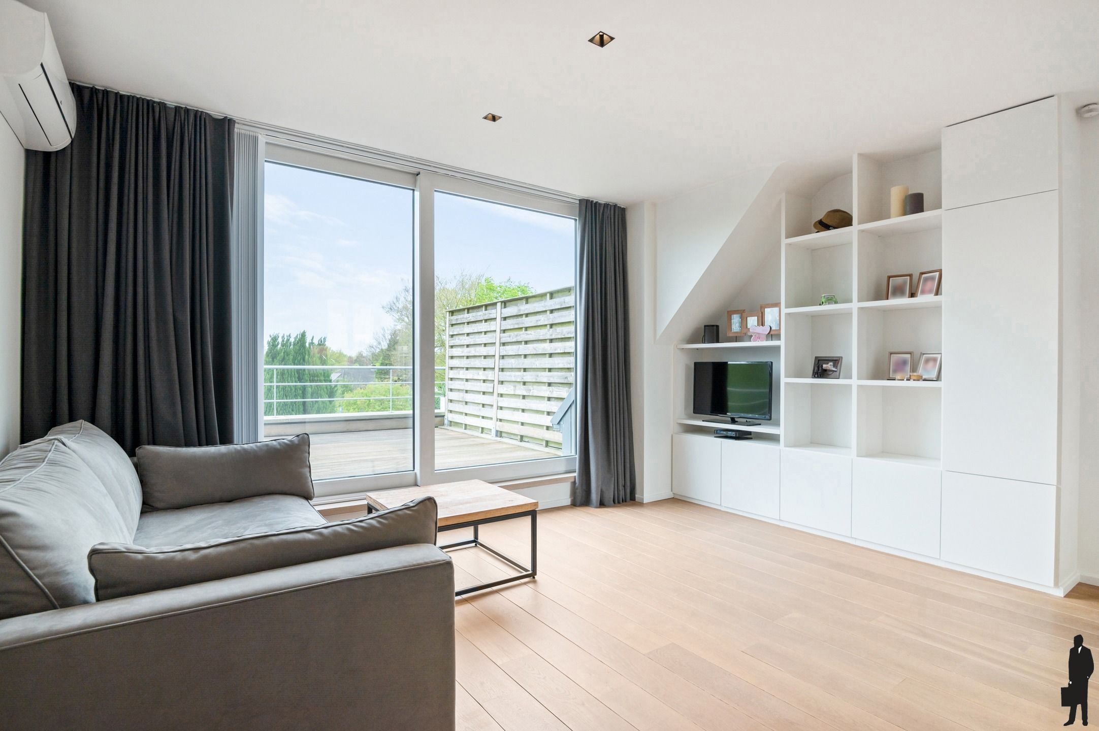 Centraal gelegen energiezuinig appartement met een groot terras! foto 4