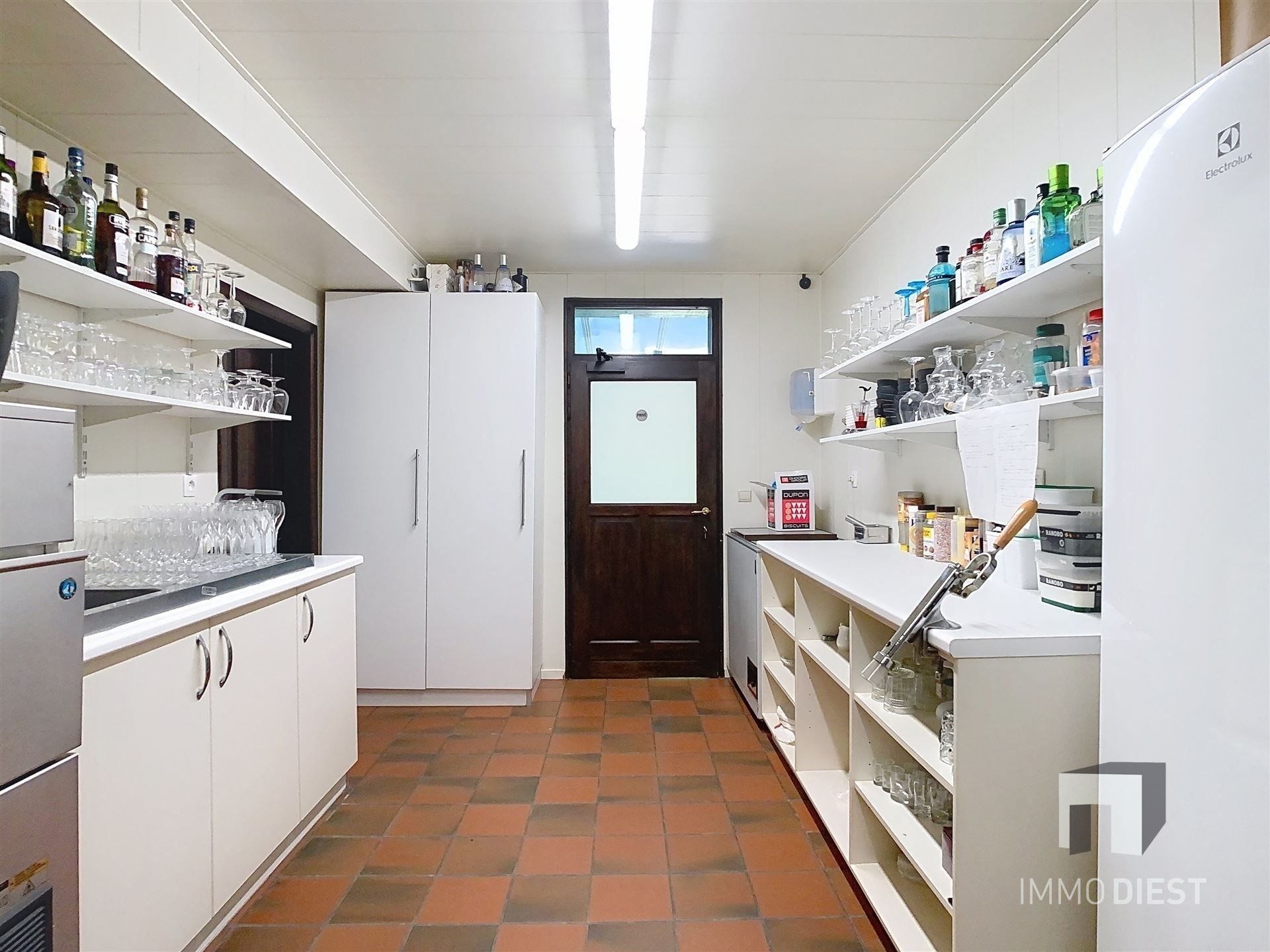 Brasserie - restaurant - feestzaal - privéwoonst foto 57