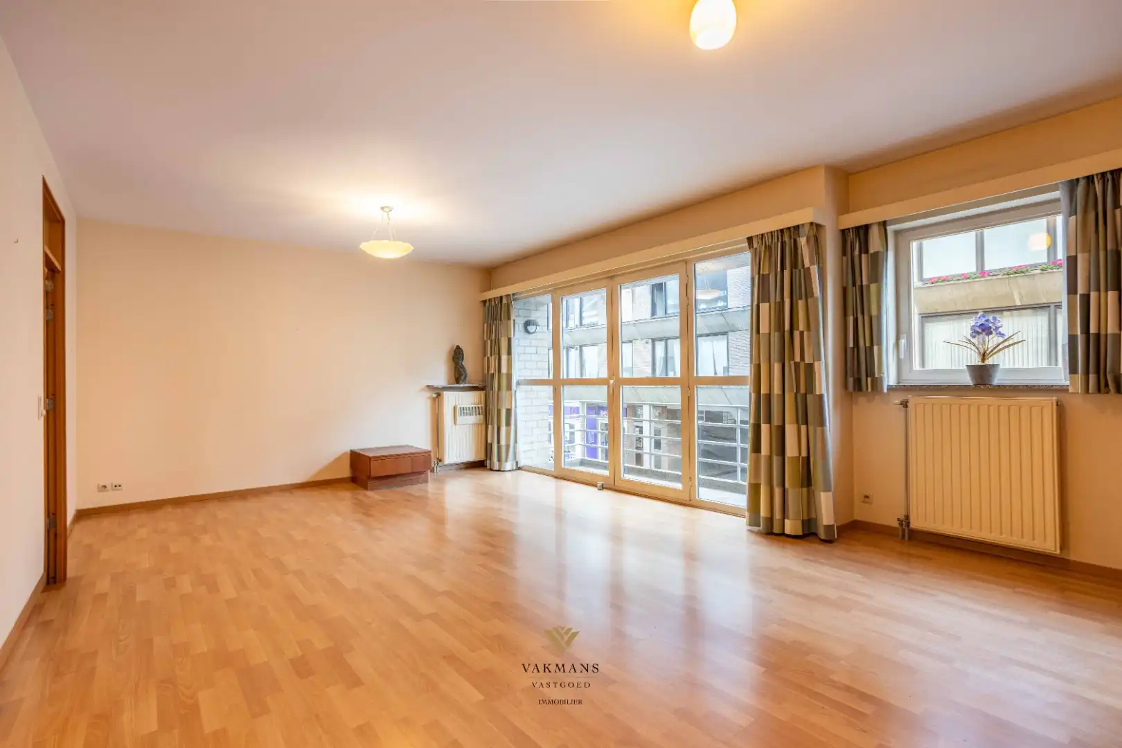 Pal in het centrum met 2 slaapkamers foto 10