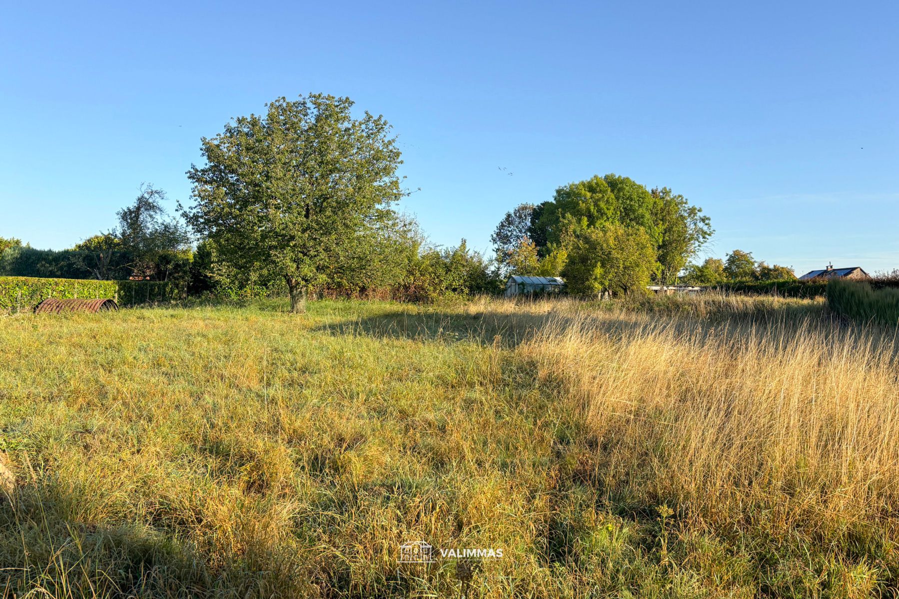 Landelijk gelegen bouwgrond voor een ruime driegevelwoning foto 2
