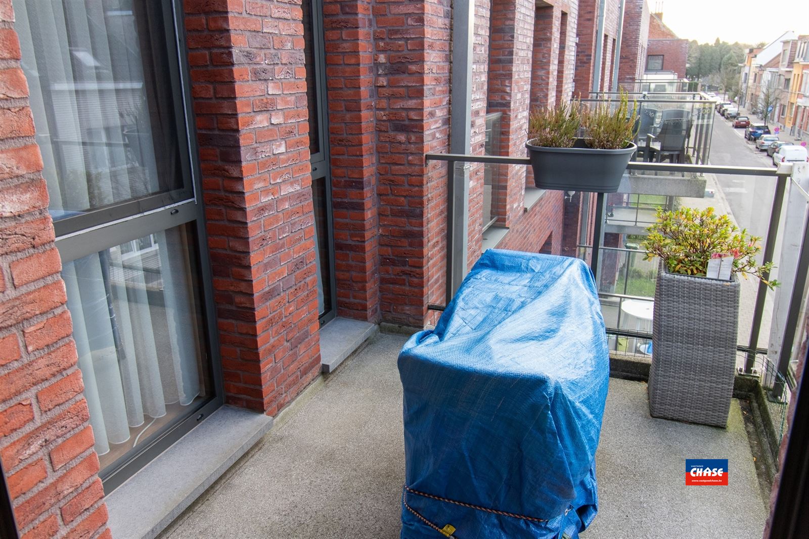 Knap nieuwbouw appartement met 2 slaapkamers en terras foto 8