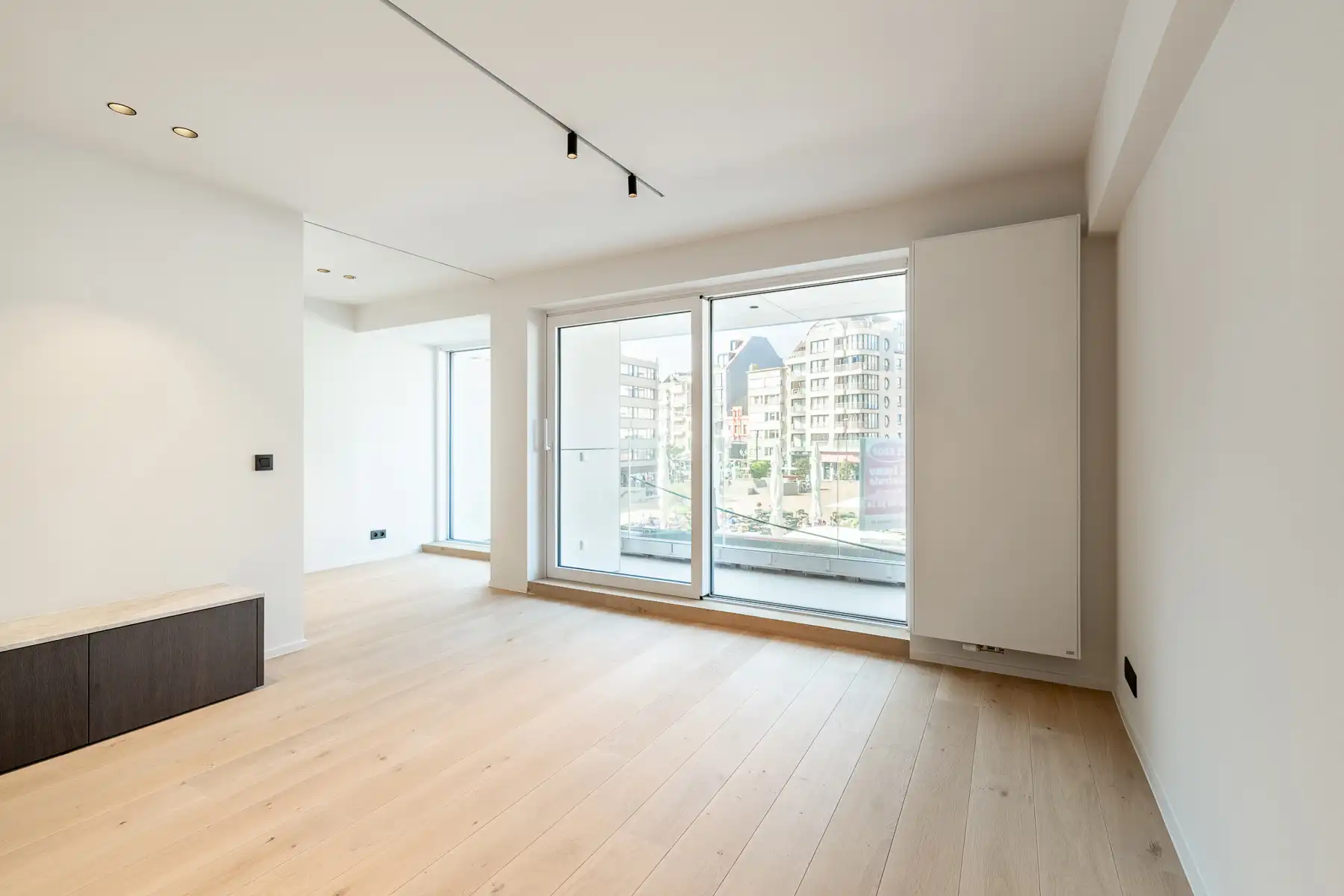 Gerenoveerd appartement met zijdelings zeezicht foto 6