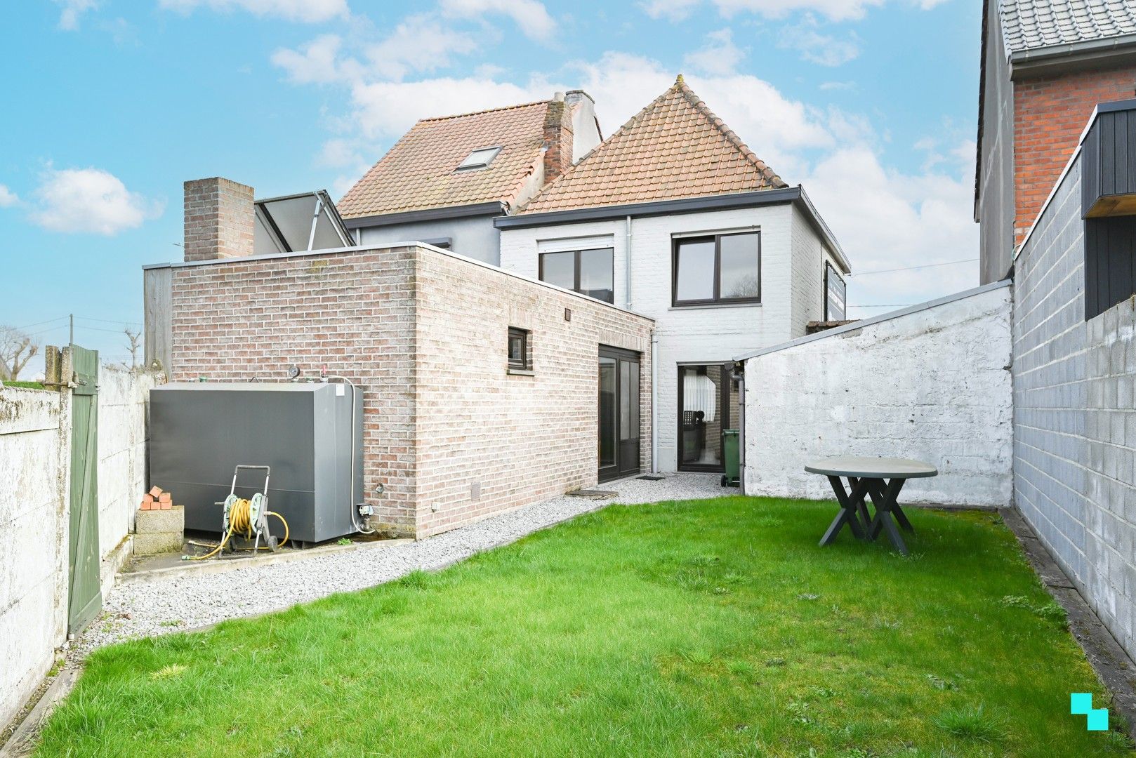 Te renoveren halfopen bebouwing in Zulte foto 17